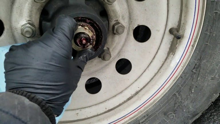 Trailer Wheel Bearing Service - Trailerman Trailer