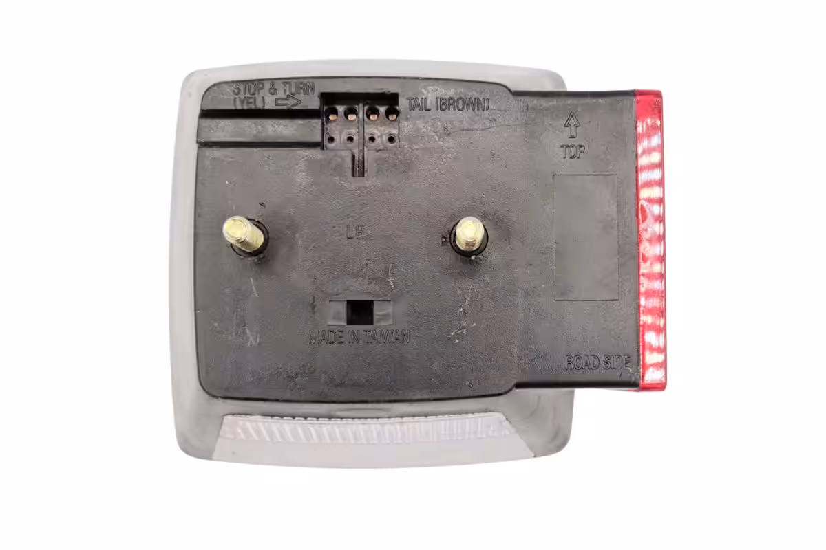 Light; Tail Light; w/side marker; Right side; square molded housing - Image 4